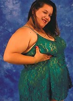 #Mature Dark Haired BBW Posing with Her Huge Belly^BBW Sex Videos bbw porn sex xxx fat free pics picture pictures gallery galleries#